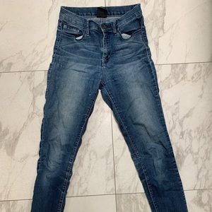 Blue skinny jeans